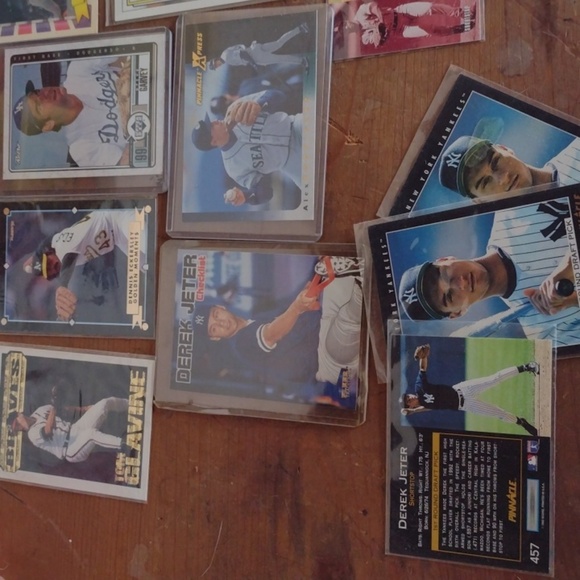 Vintage Baseball Card - Picture 3 of 5